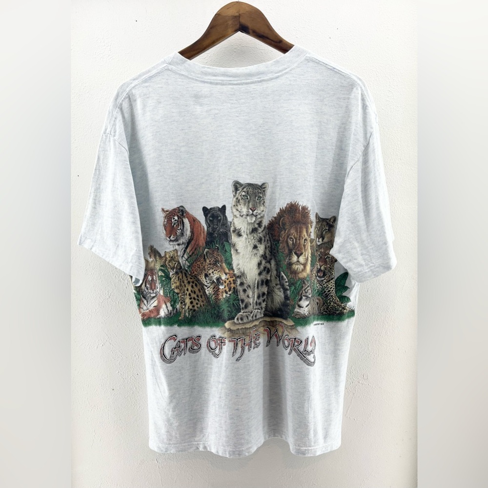 Vintage Taos, NM Wild Cats of The World Graphic T-Shirt - Picture 6 of 6